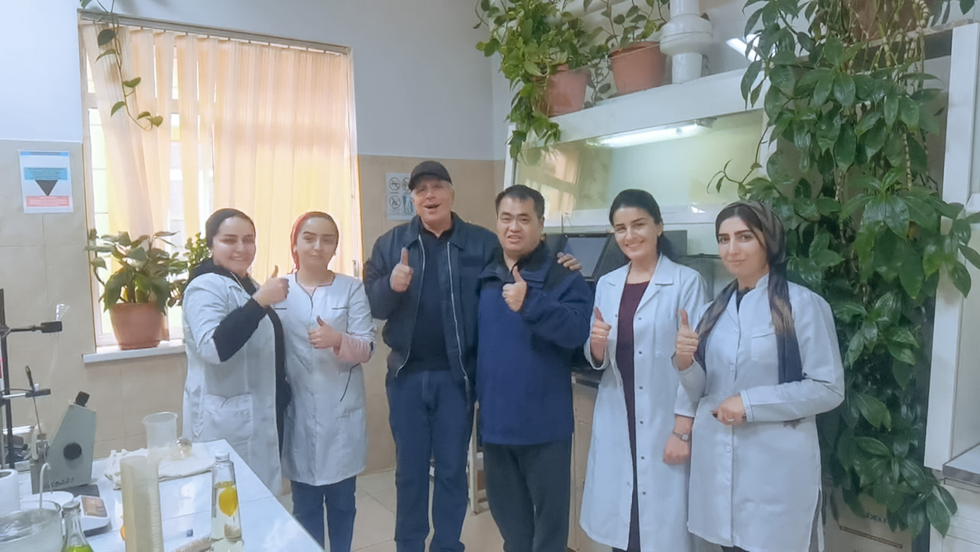 国际市场新突破！尊龙凯z6mg官网首个航油专用检测仪器项目顺遂交付验收(图1)