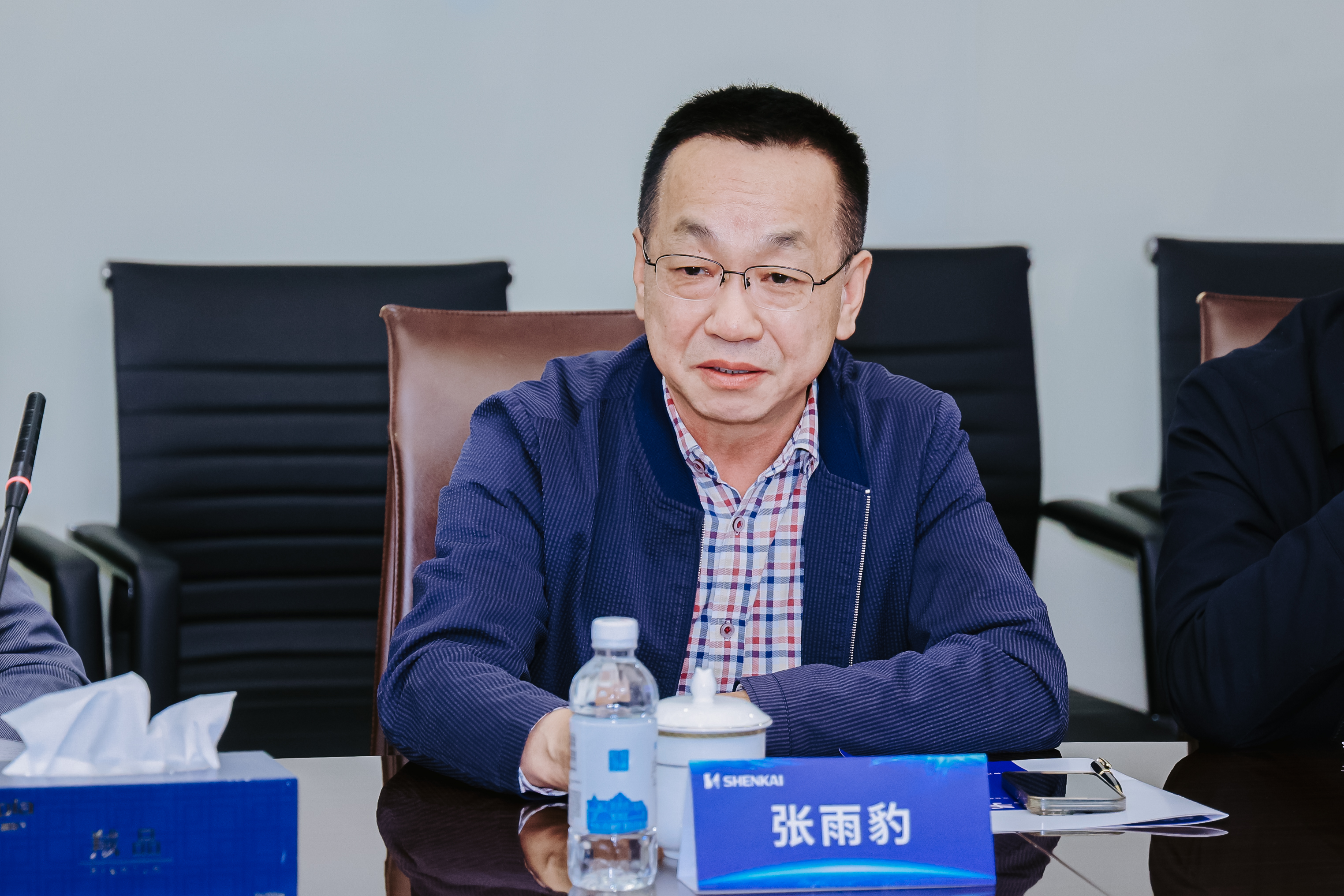 中石协刘宏斌会长一行莅临尊龙凯z6mg官网旅行考察(图6)